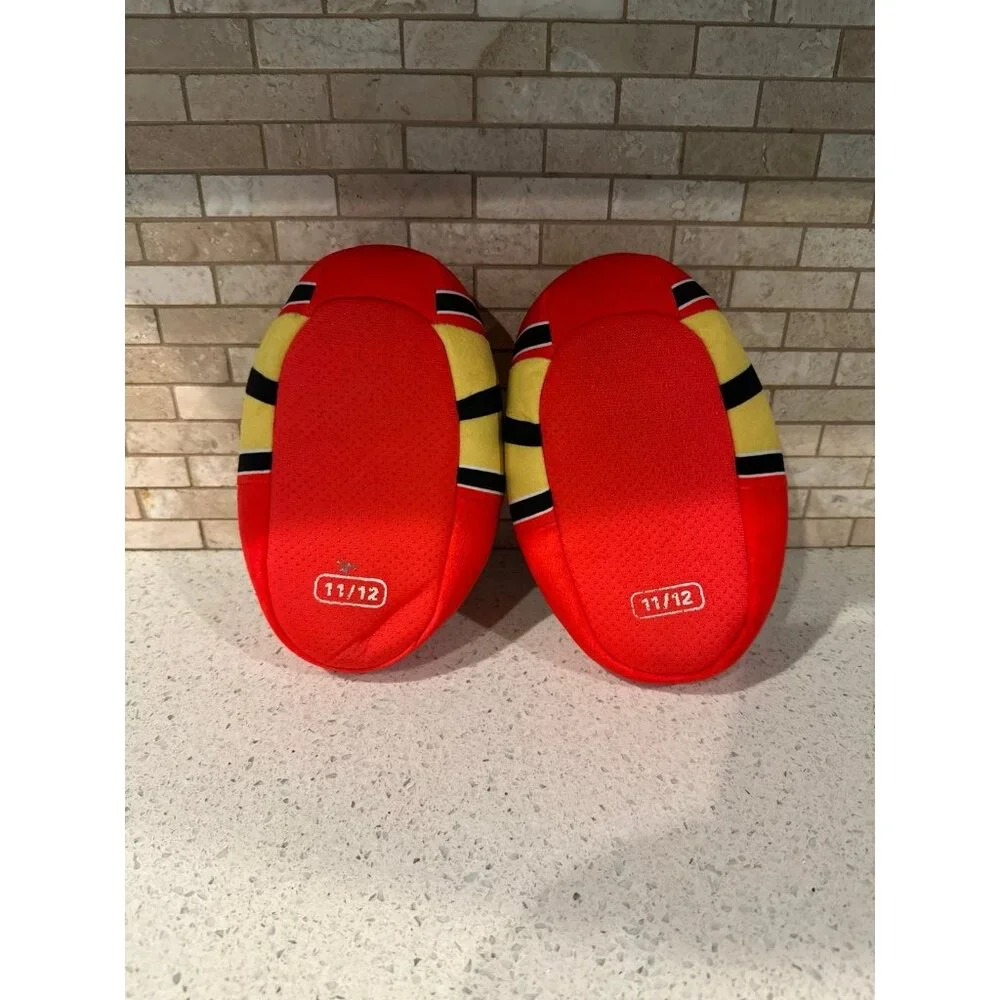 Minion‎ kids slippers
